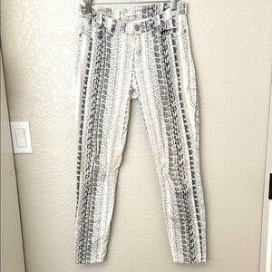 Black and White Patterned Pants size 26